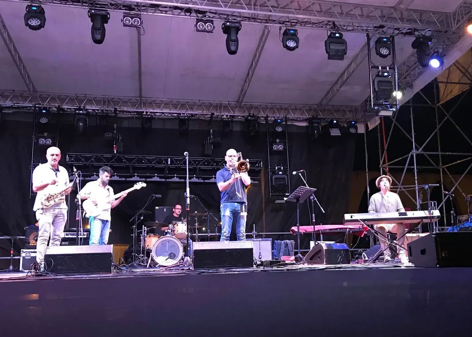 Blues in Town — Policoro